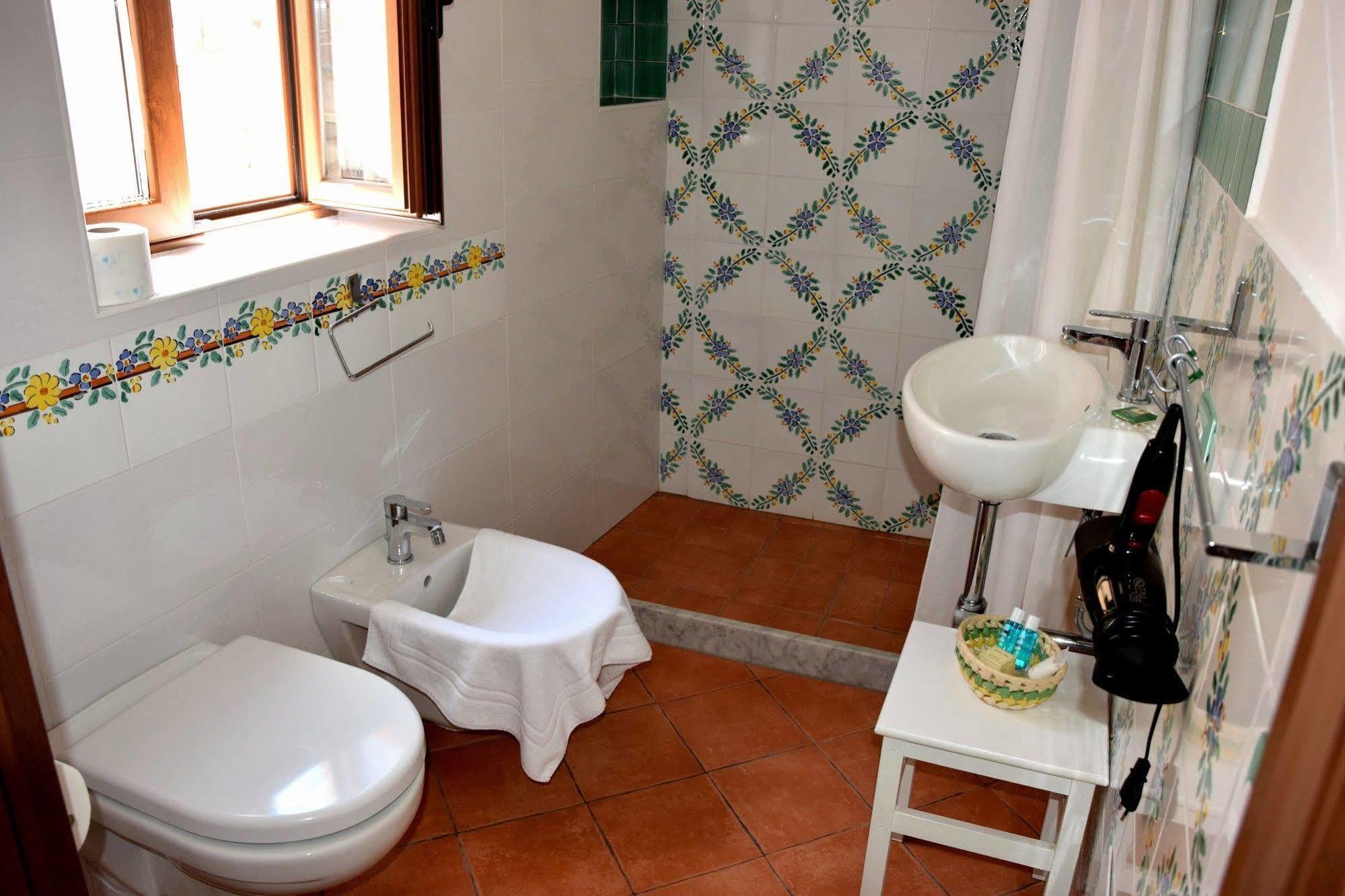 Bed and Breakfast La Casa del Geko Cefalú Exterior foto