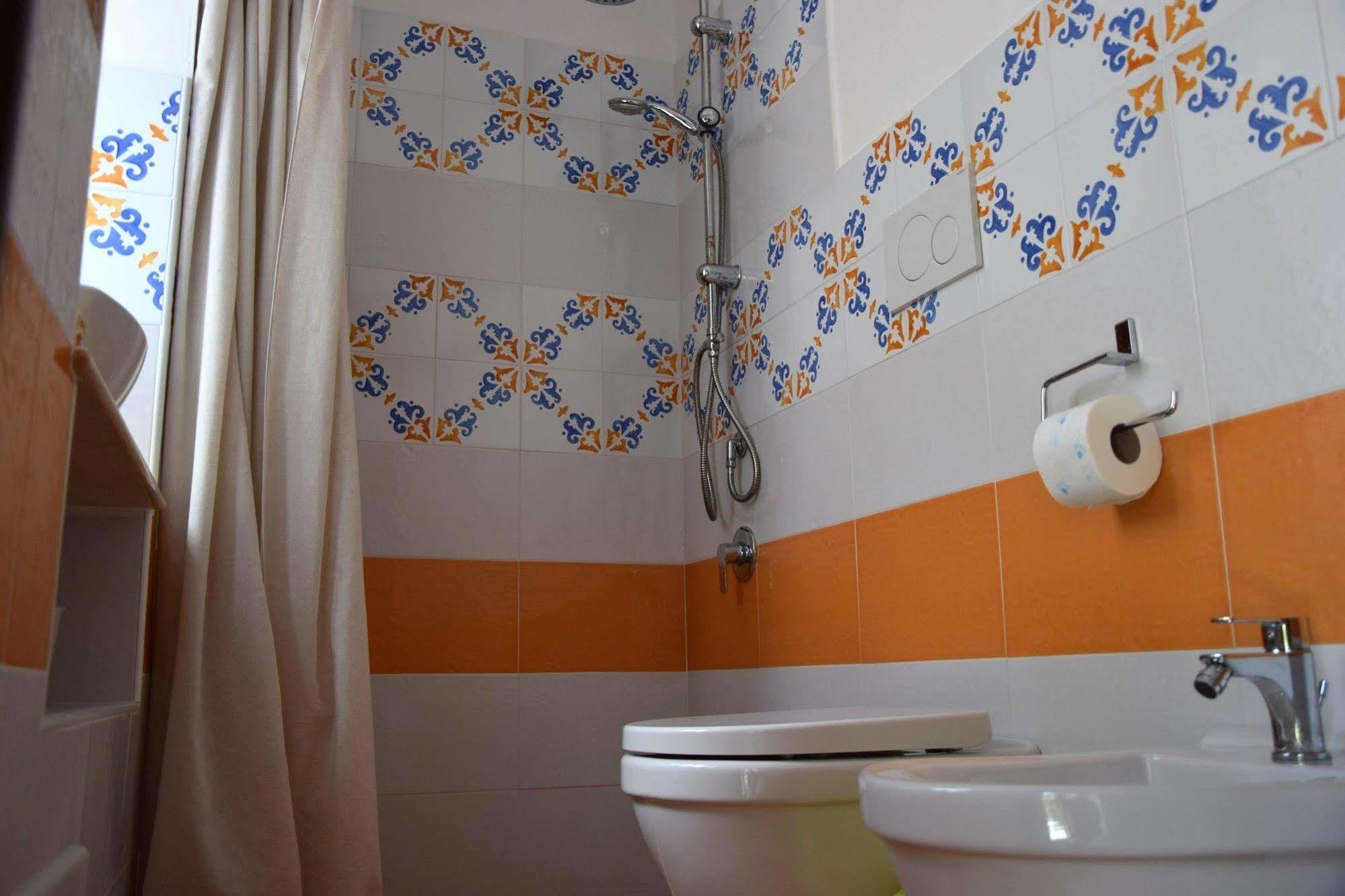 Bed and Breakfast La Casa del Geko Cefalú Exterior foto