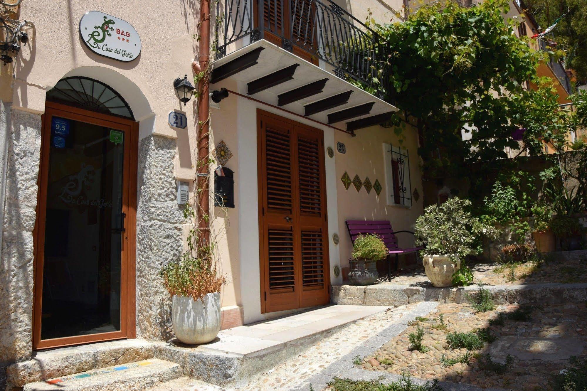 Bed and Breakfast La Casa del Geko Cefalú Exterior foto